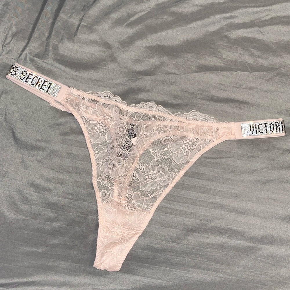 LAST CHANCE Victoria Secret rhinestone lace thong panty